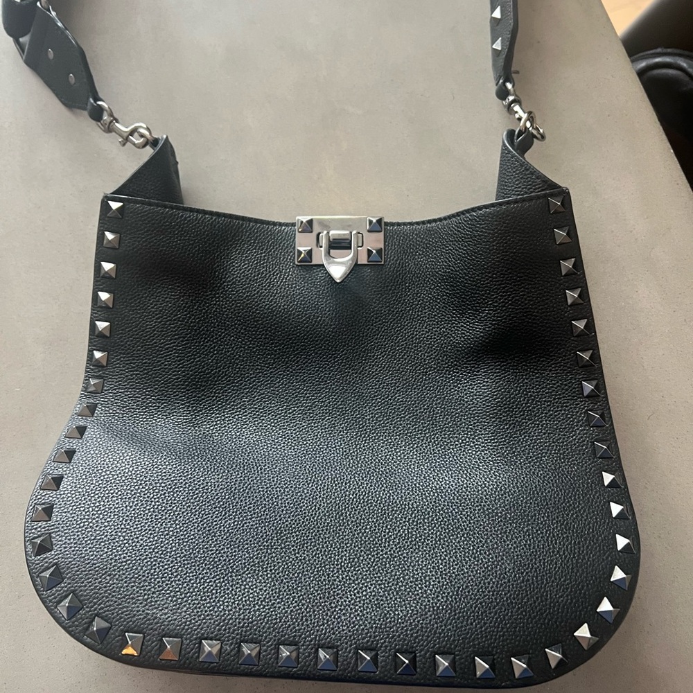 Valentino rockstud crossbody - Picture 2 of 12
